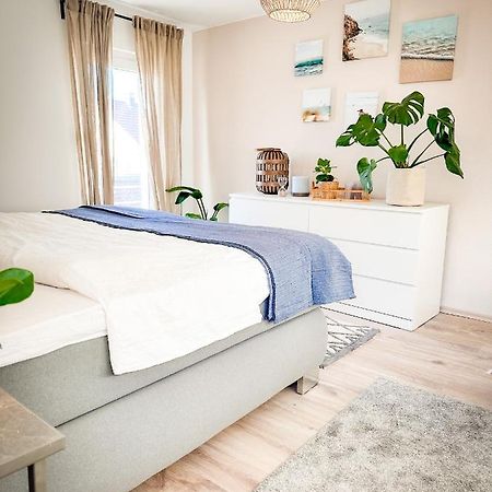 Schoenes Modernes Einfamilienhaus Fuer 1 Bis 6 Personen Rimpar 外观 照片